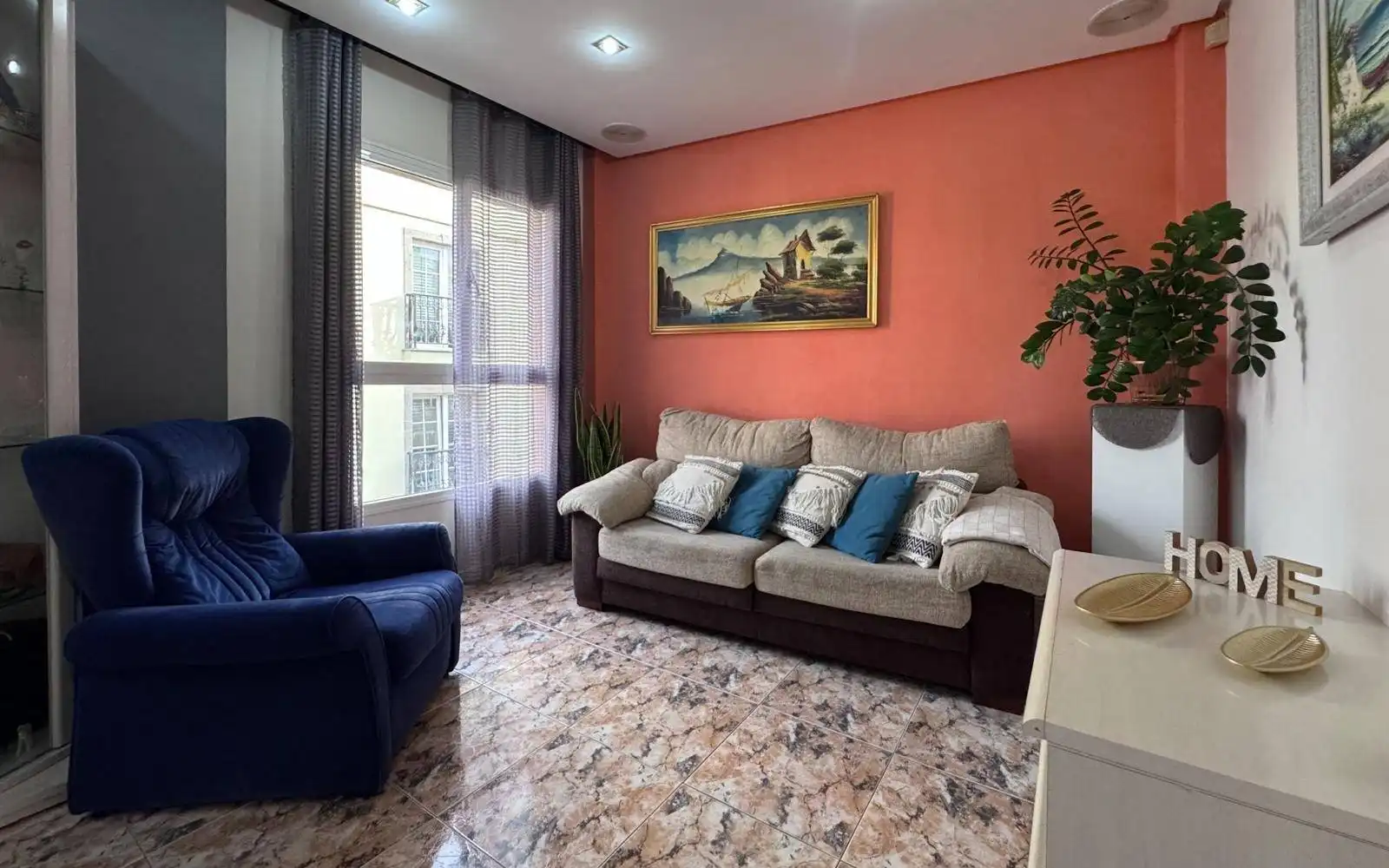 Sala de estar de Casa adosada en venta en Telde con Terraza, Trastero y Balcón