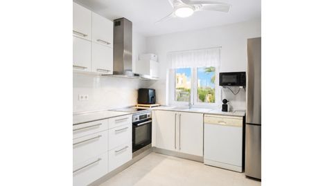 Foto 5 de Casa o chalet en venta en Marisol Park - Ortembach - Los Almendros, Calpe / Calp