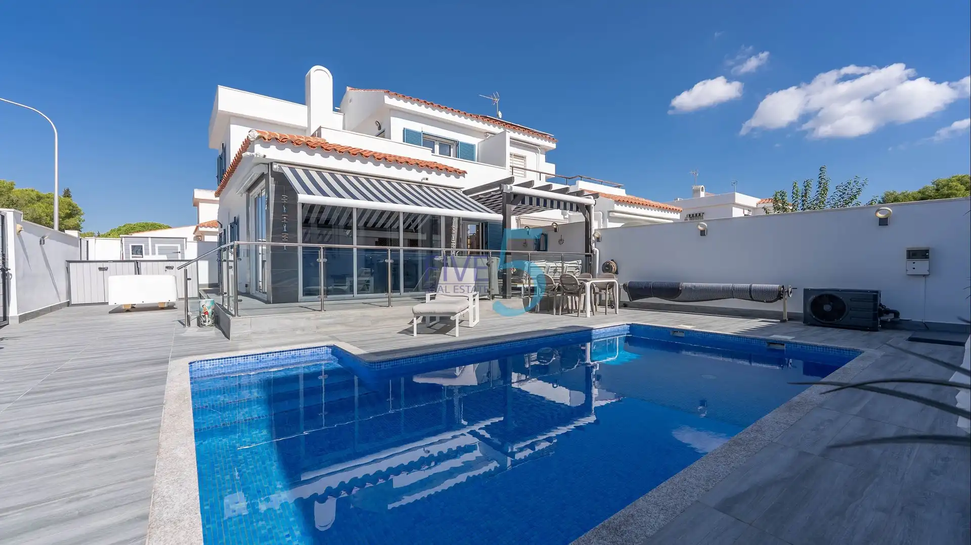 Piscina de Casa o xalet en venda en Orihuela Costa