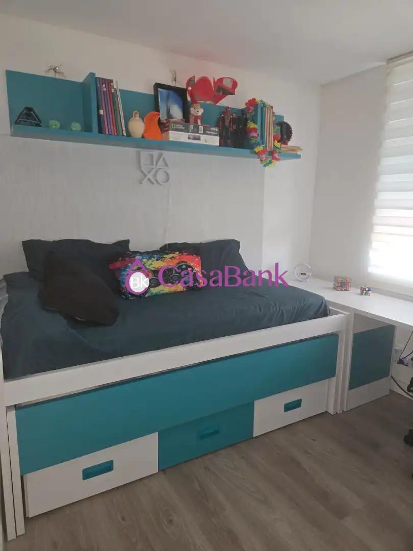 Bedroom of Flat for sale in Córdoba  with Air Conditioner and Furnished