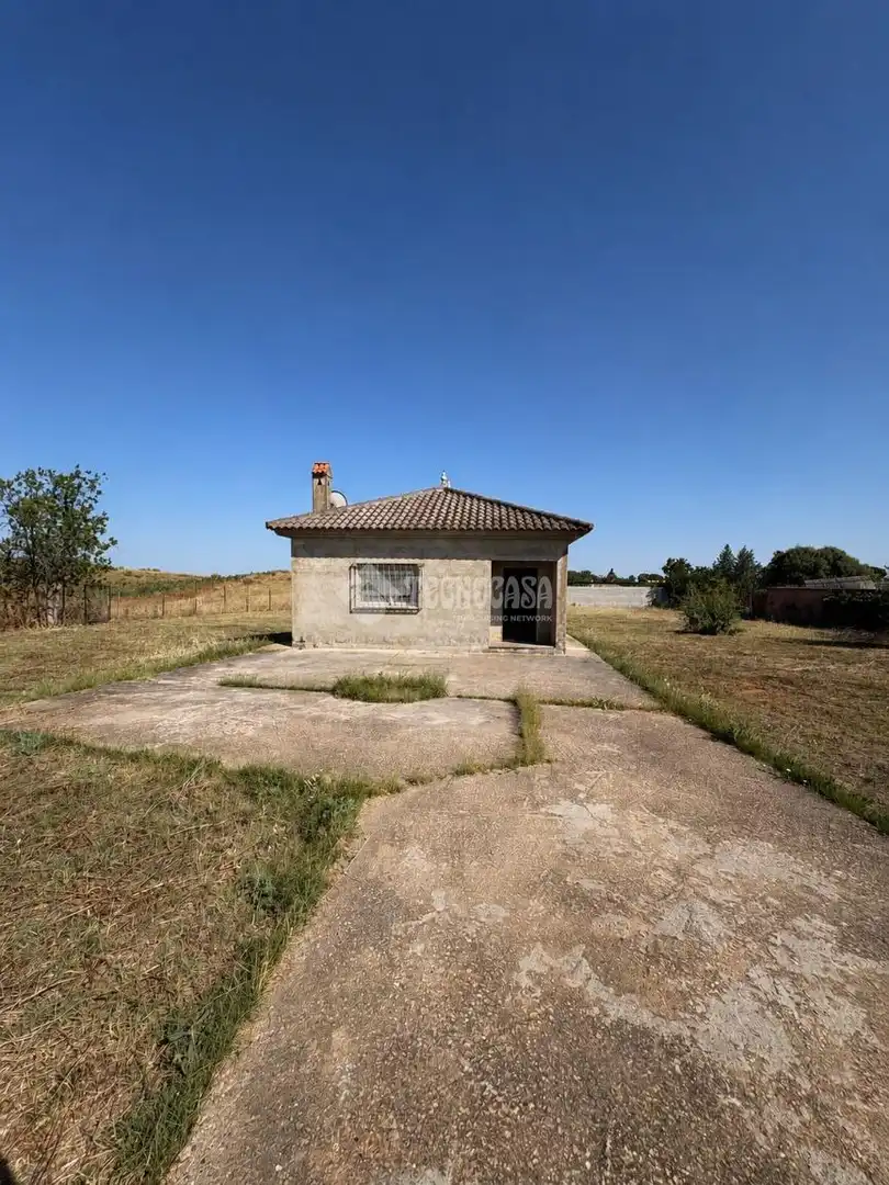 Casa o xalet en venda en La Rinconada amb Jardí privat