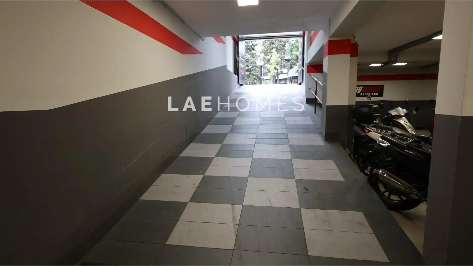 Local en venda en Les Corts
