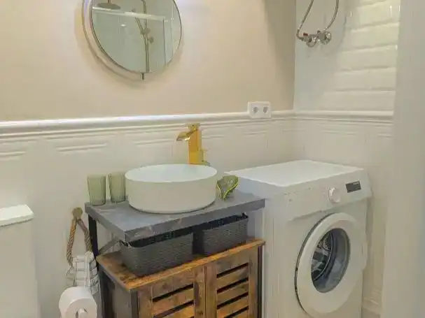 Baño de Apartamento en venta en Nerja con Aire acondicionado, Jardín privado y Amueblado