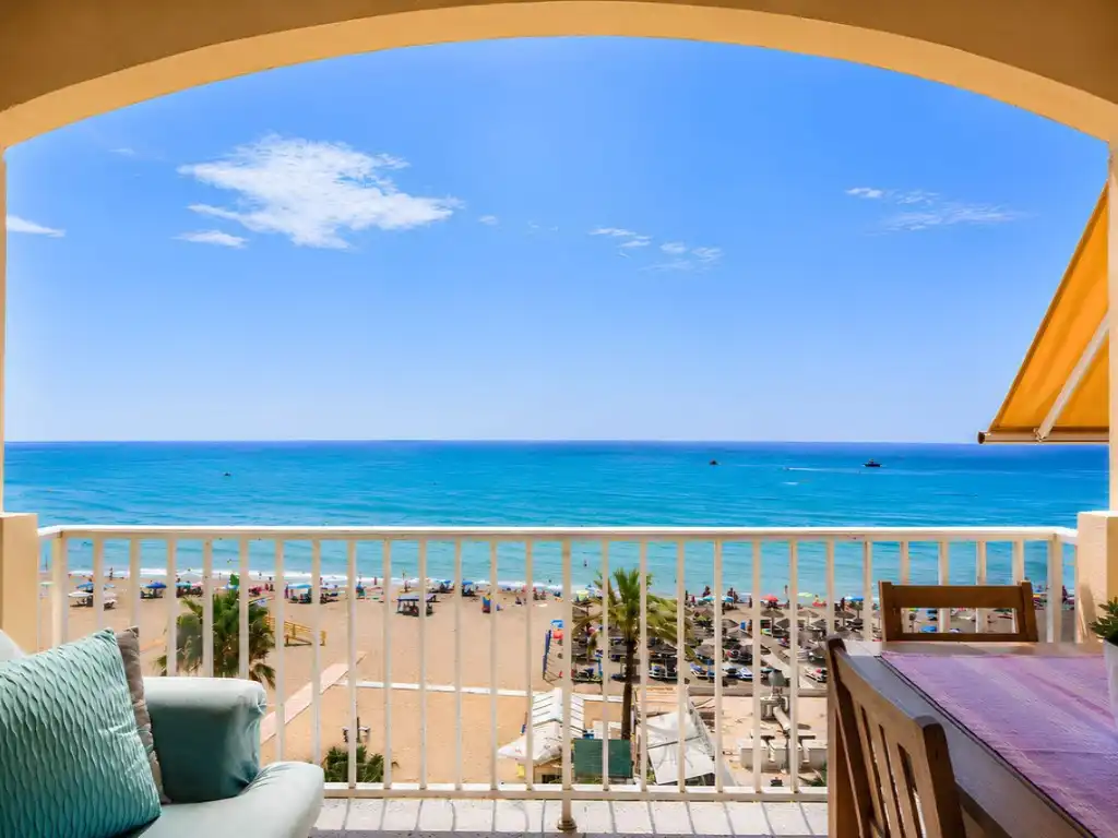 Balcony of Flat for sale in Fuengirola  with Air Conditioner, Terrace and Furnished