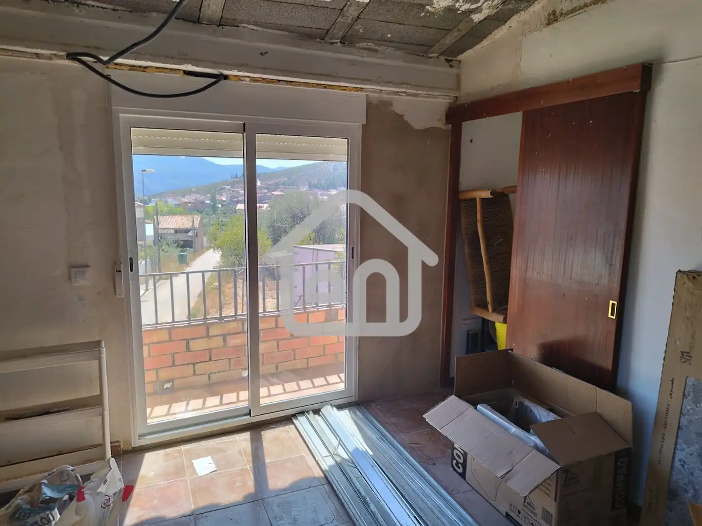 Terrassa de Casa o xalet en venda en Chera amb Balcó