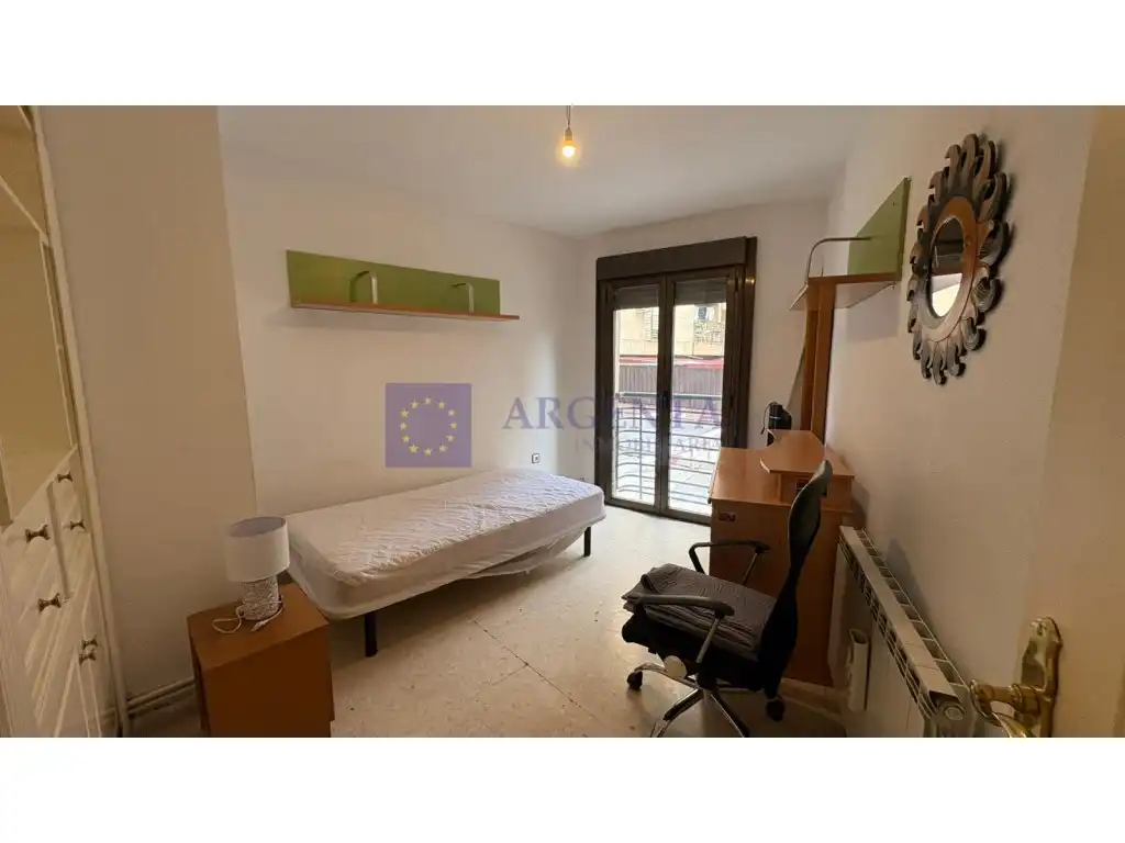 Habitación de Piso en venta en Cáceres con Aire acondicionado y Amueblado