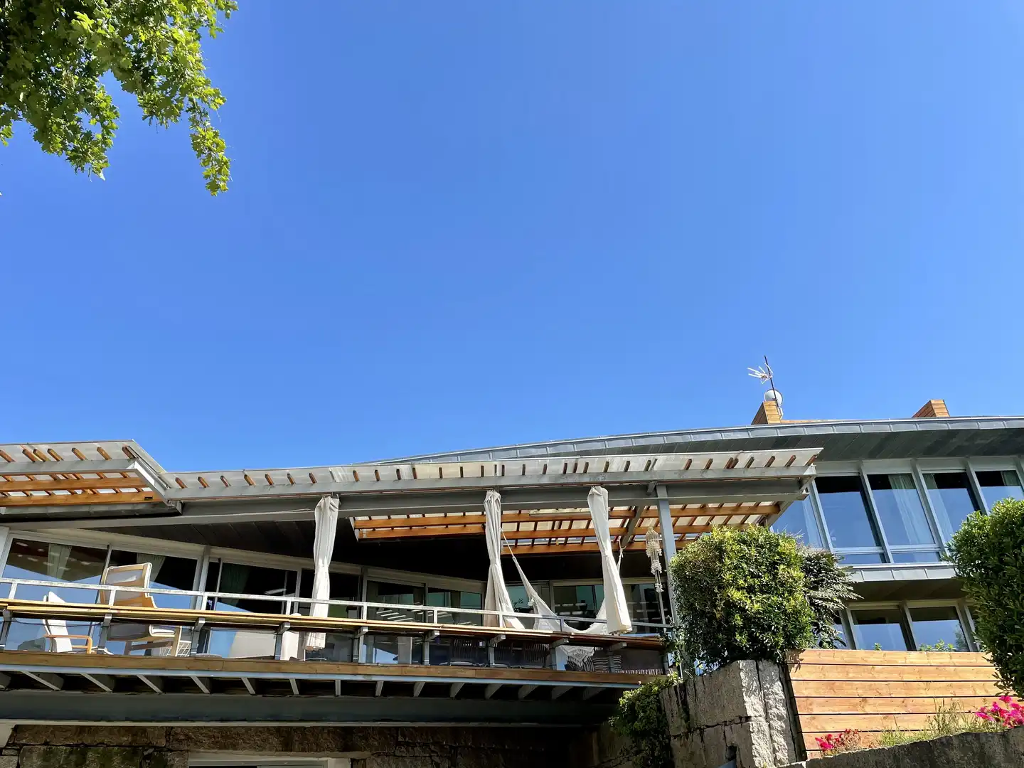 Vista exterior de Casa o chalet de alquiler en Nigrán con Calefacción, Jardín privado y Parquet
