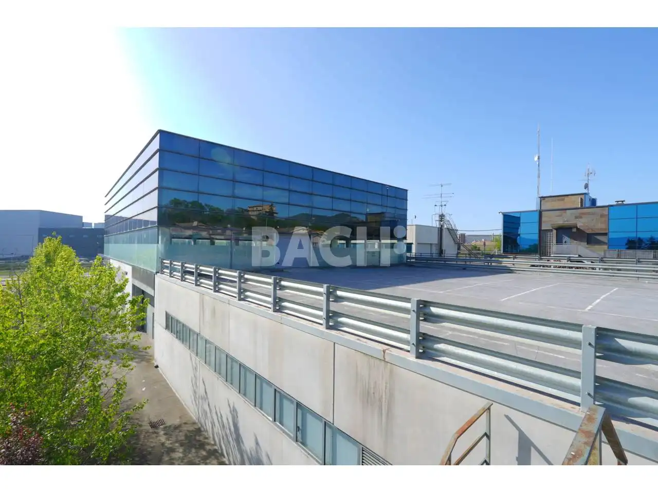 Vista exterior de Local en venta en Gurb