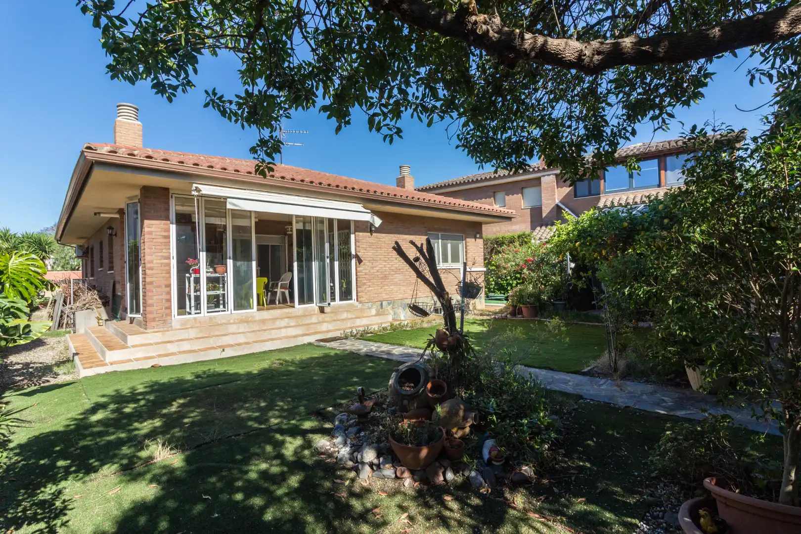 Garden of Houses for sale in Cambrils  with Air Conditioner, Heating and Private garden