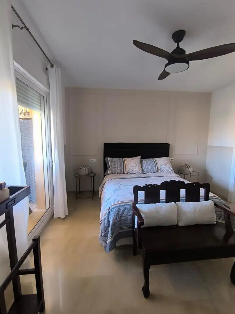 Apartament amb piscina en venda a Calahonda, imagen 12