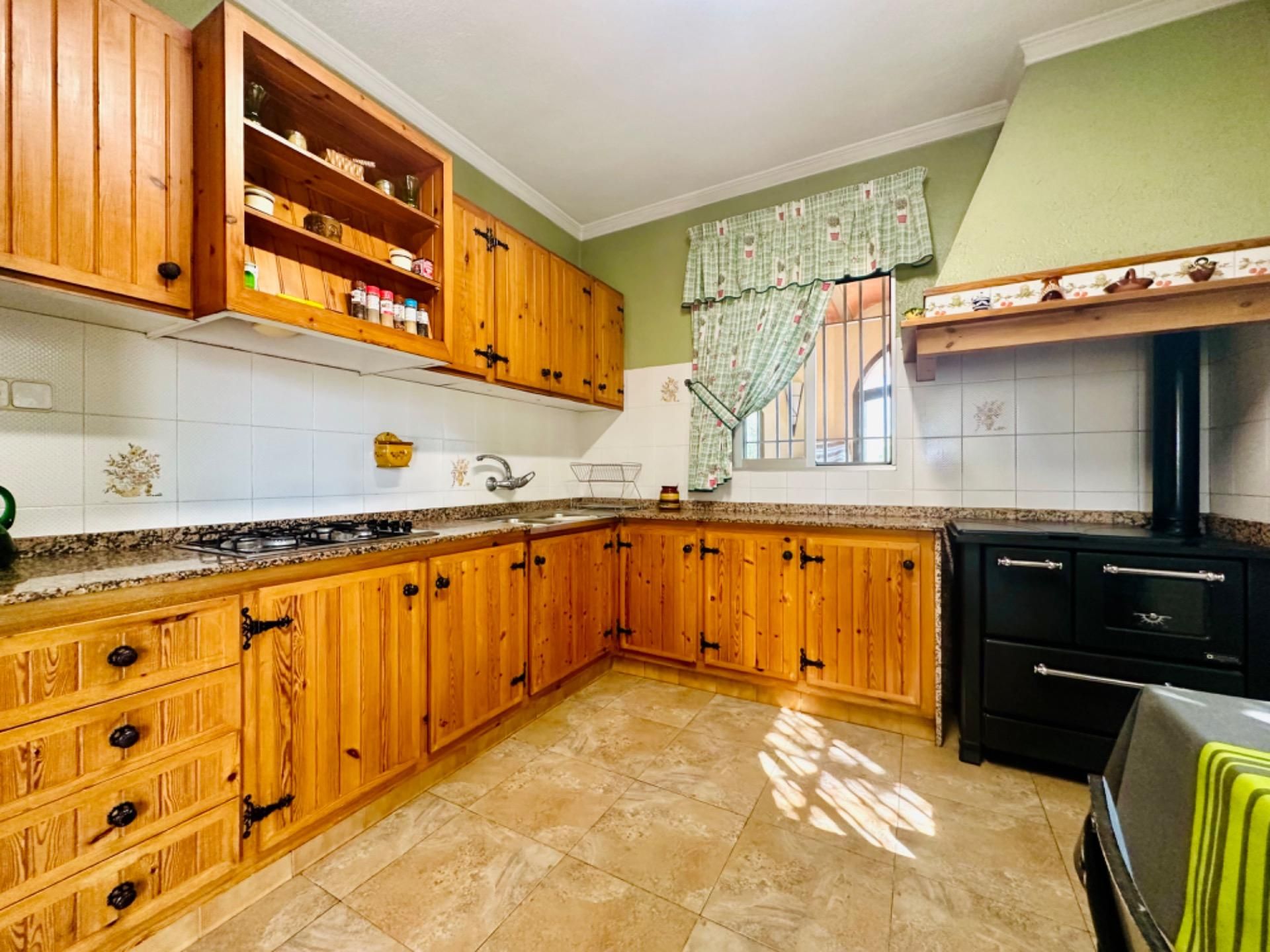 Kitchen of Country house for sale in Tortosa  with Air Conditioner, Heating and Private garden