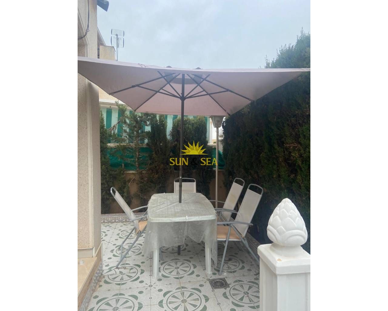 Terrace of House or chalet to rent in Torrevieja  with Heating, Terrace and Furnished