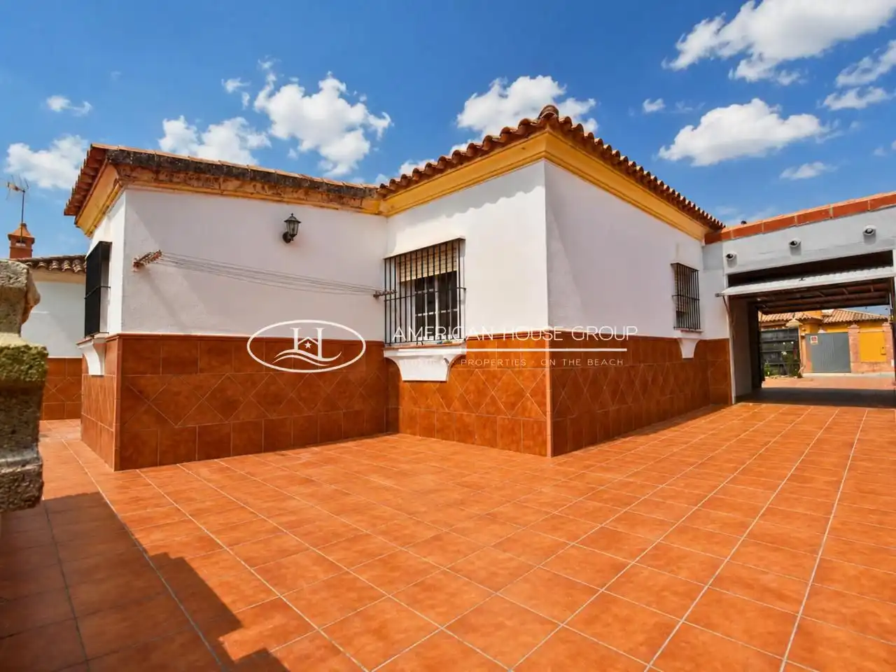 Terrassa de Casa o xalet en venda en Chiclana de la Frontera amb Jardí privat