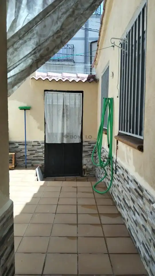 Terrasse von Einfamilien-Reihenhaus zum Verkauf in Utrillas mit Klimaanlage, Heizung und Möbliert