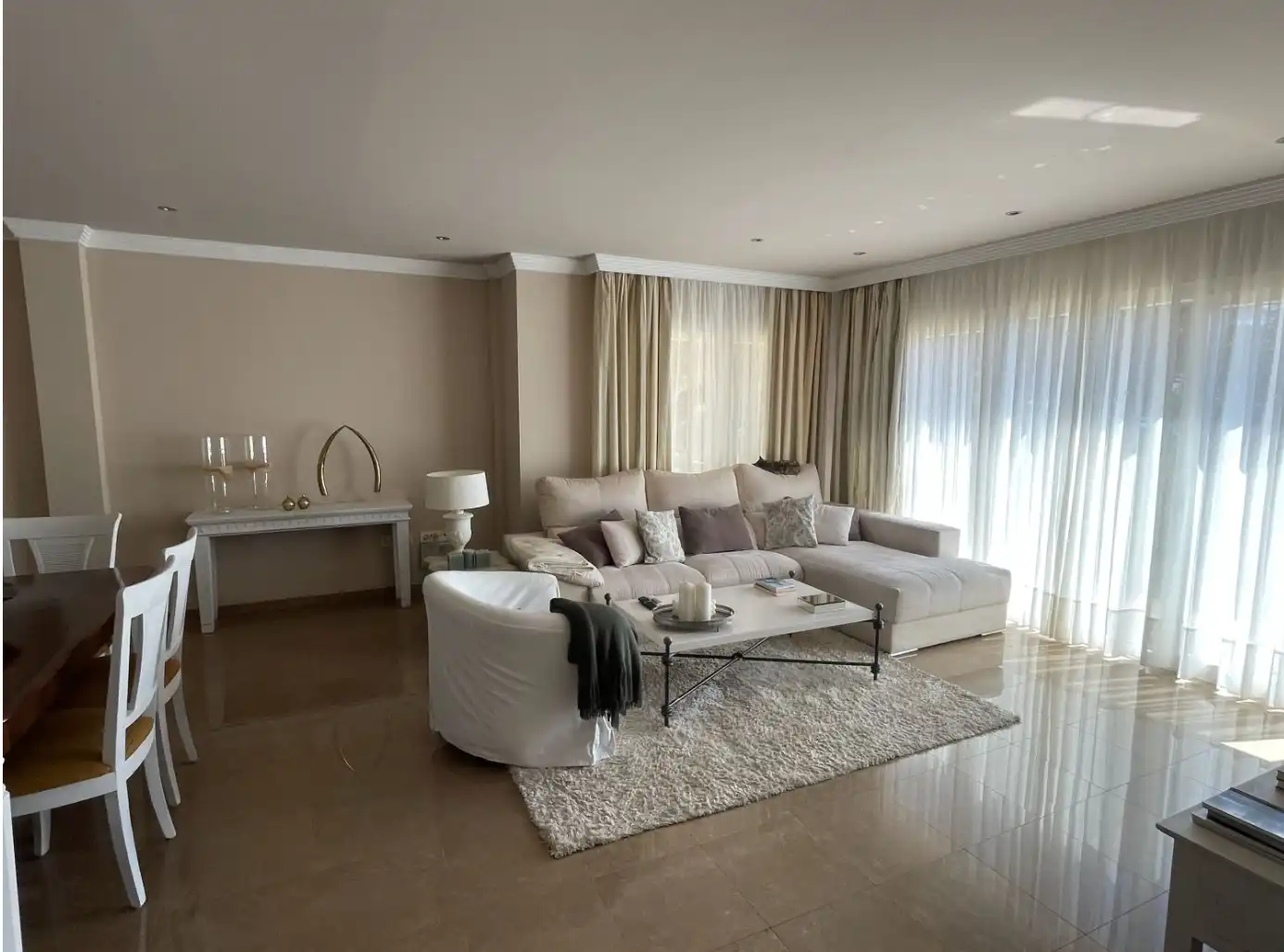 Living room of Houses for sale in Algeciras  with Private garden, Terrace and Furnished