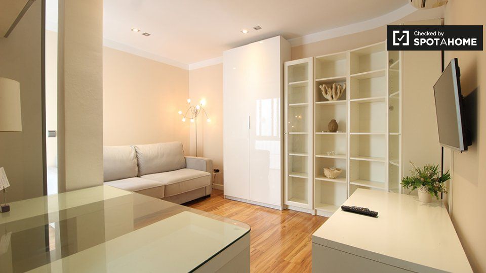 Flat to rent in Imperial
