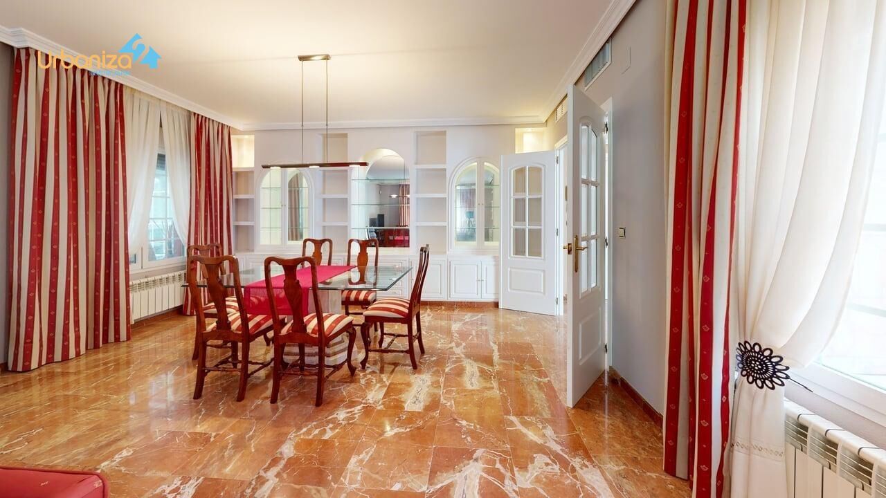 Dining room of House or chalet for sale in Badajoz Capital  with Heating, Private garden and Terrace