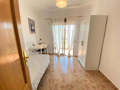 Bedroom of Flat to share in  Madrid Capital  with Heating, Furnished and Washing machine