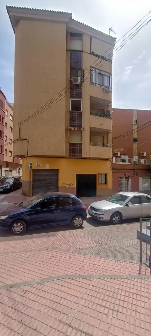 Vista exterior de Piso en venta en Mula con Terraza y Balcón