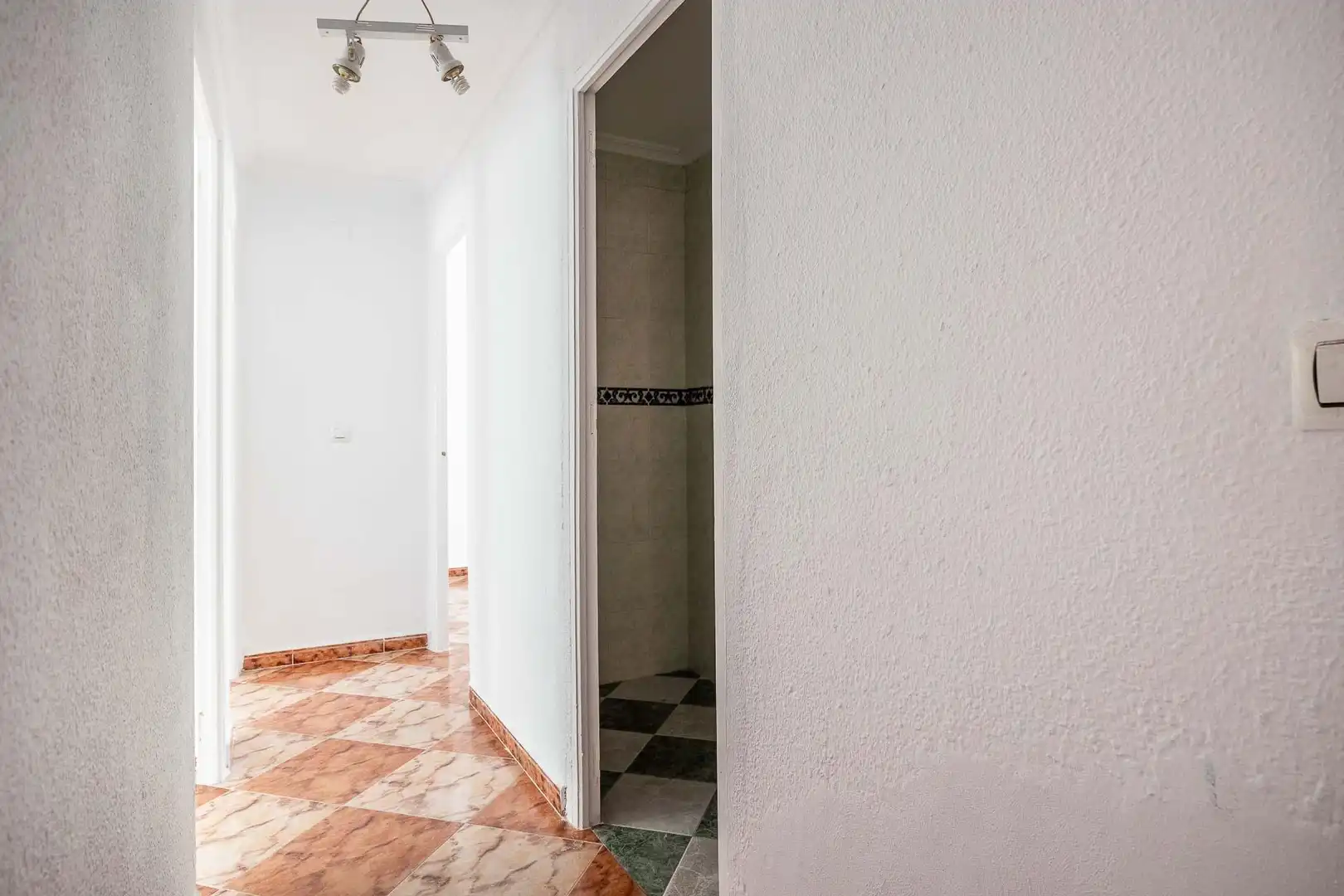 Piso en venta en Alcalá de Guadaira con Balcón