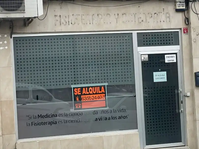 Local de lloguer a Calle Clavel, 2, Ezequiel González - Conde de Sepúlveda