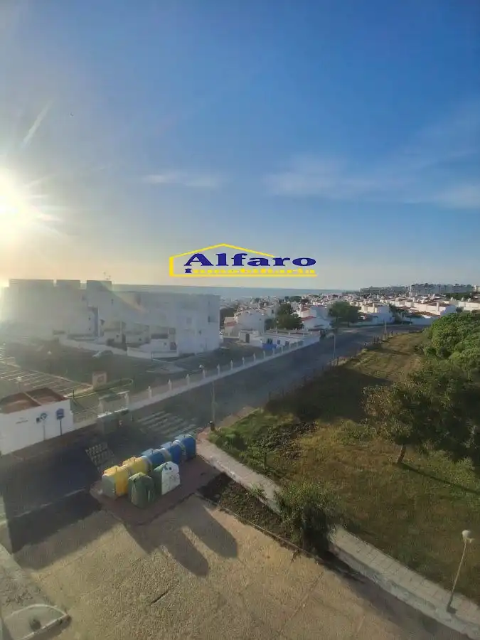 Vista exterior de Piso en venta en Almonte con Aire acondicionado y Terraza