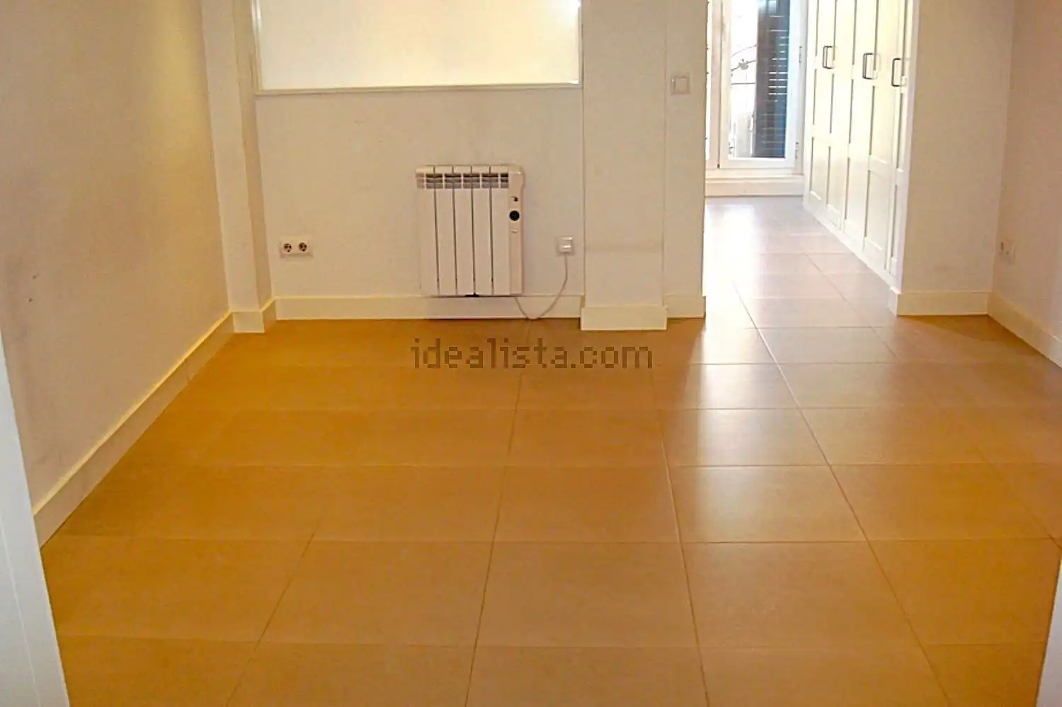 Vista exterior de Piso en venta en Madrid con Terraza
