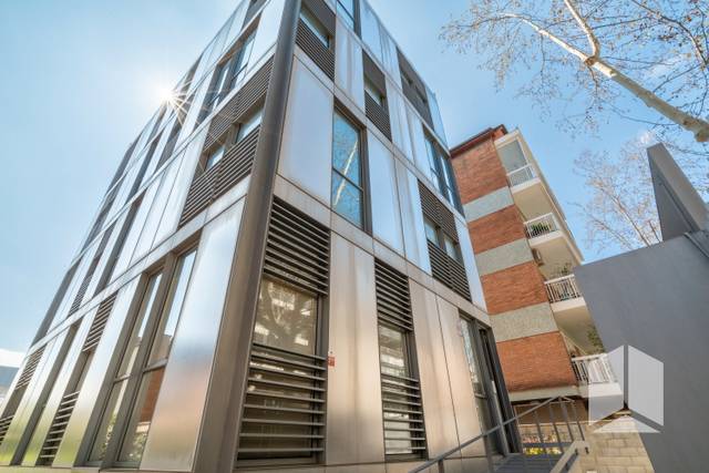 Oficina en Alquiler en Les Tres Torres