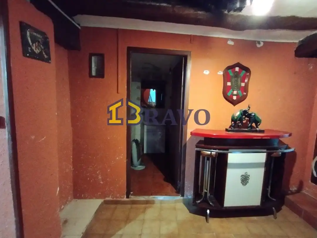 Casa adosada en venta en Junta de Traslaloma con Calefacción, Jardín privado y Amueblado