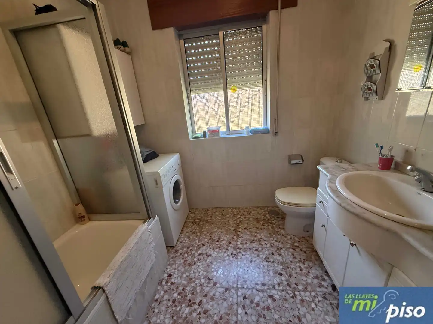 Badezimmer von Haus oder Chalet zum Verkauf in Valdestillas mit Privatgarten, Terrasse und Abstellraum