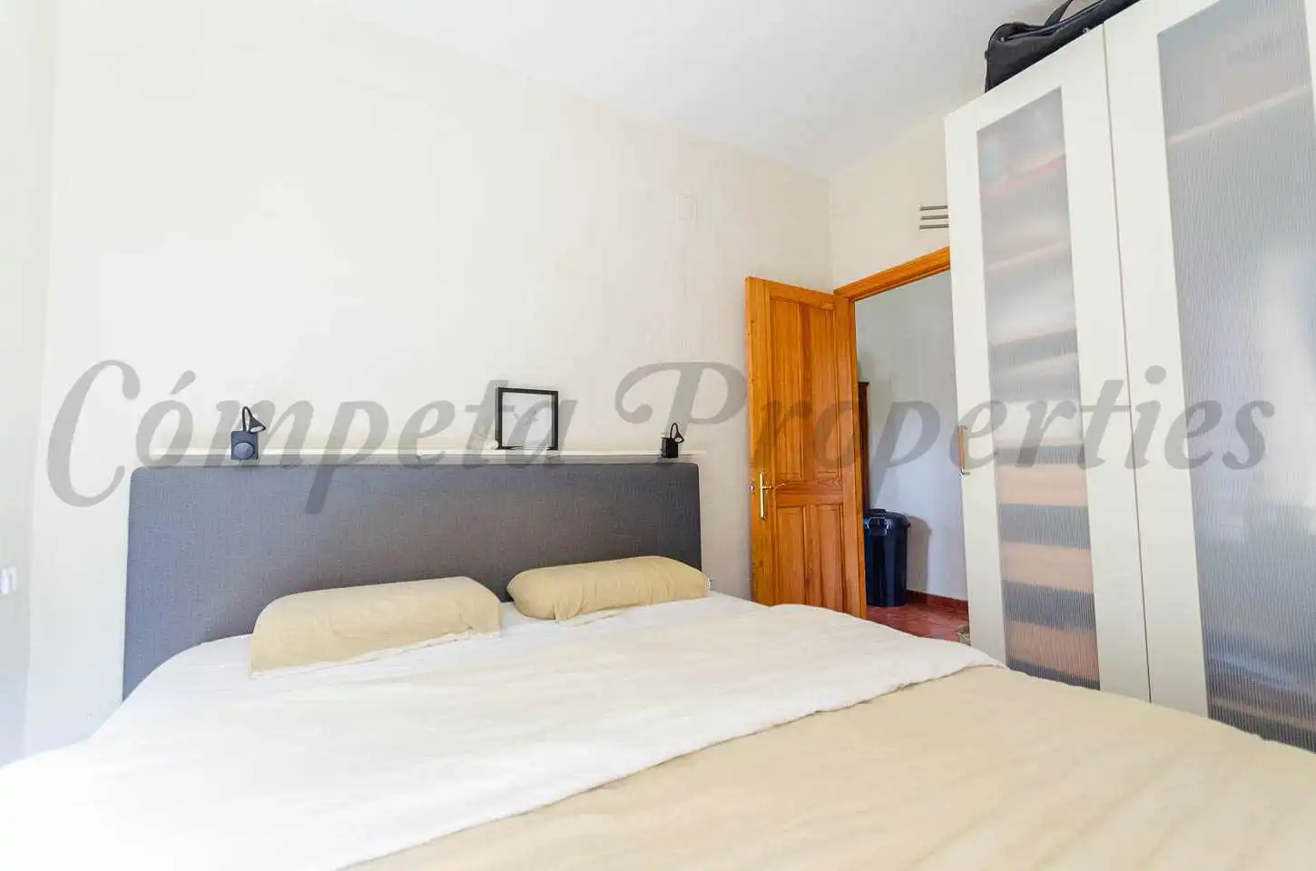Habitación de Finca rústica en venta en Málaga con Aire acondicionado, Jardín privado y Terraza