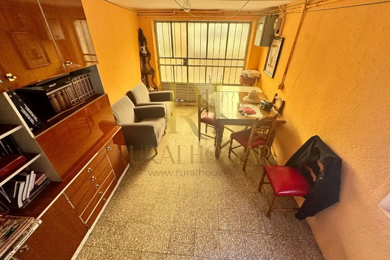 Dormitori de Casa o xalet en venda en La Pola de Gordón  amb Calefacció i Jardí privat