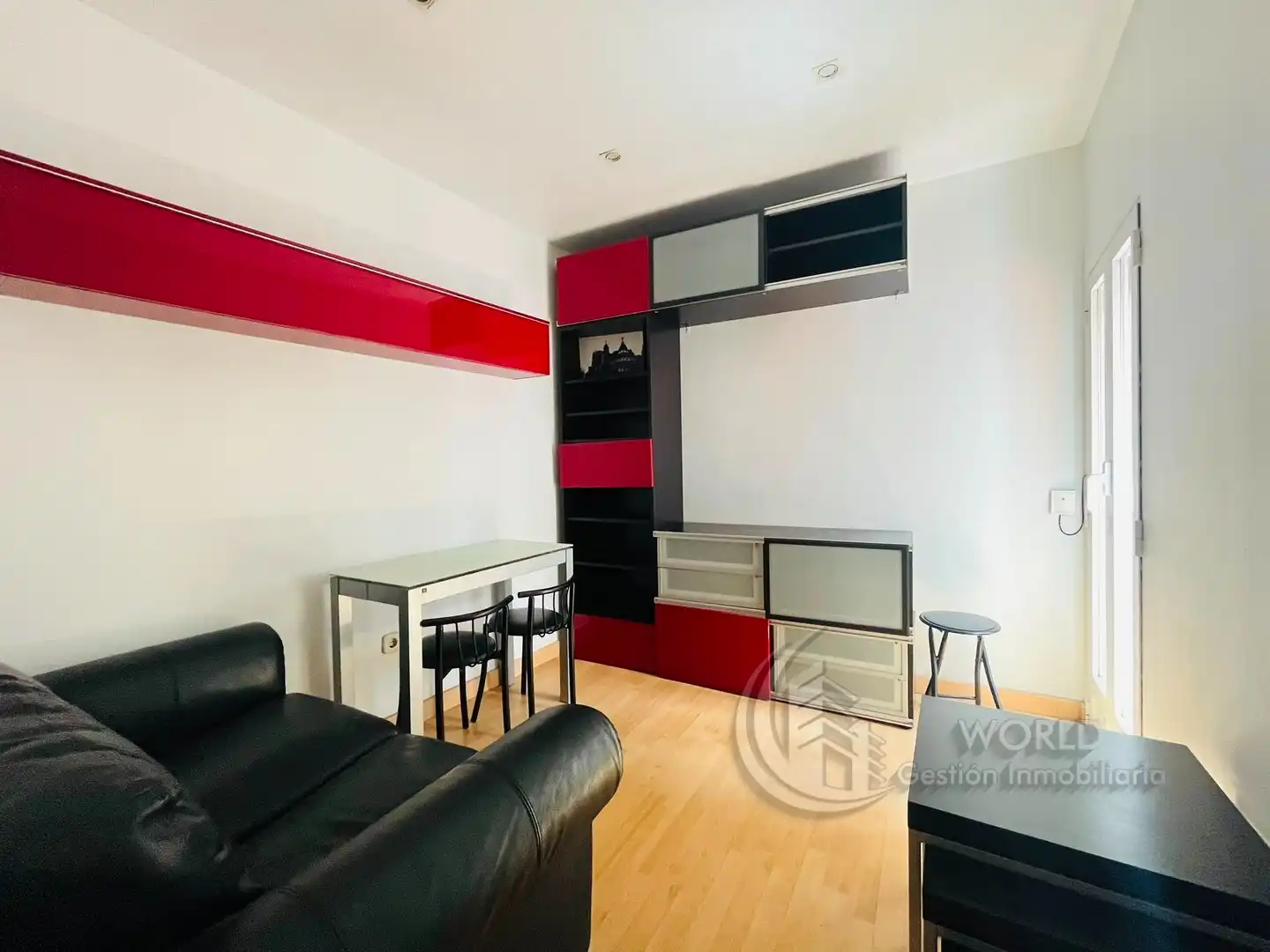 Sala d'estar de Apartament de lloguer en Madrid amb Calefacció, Moblat i Rentadora