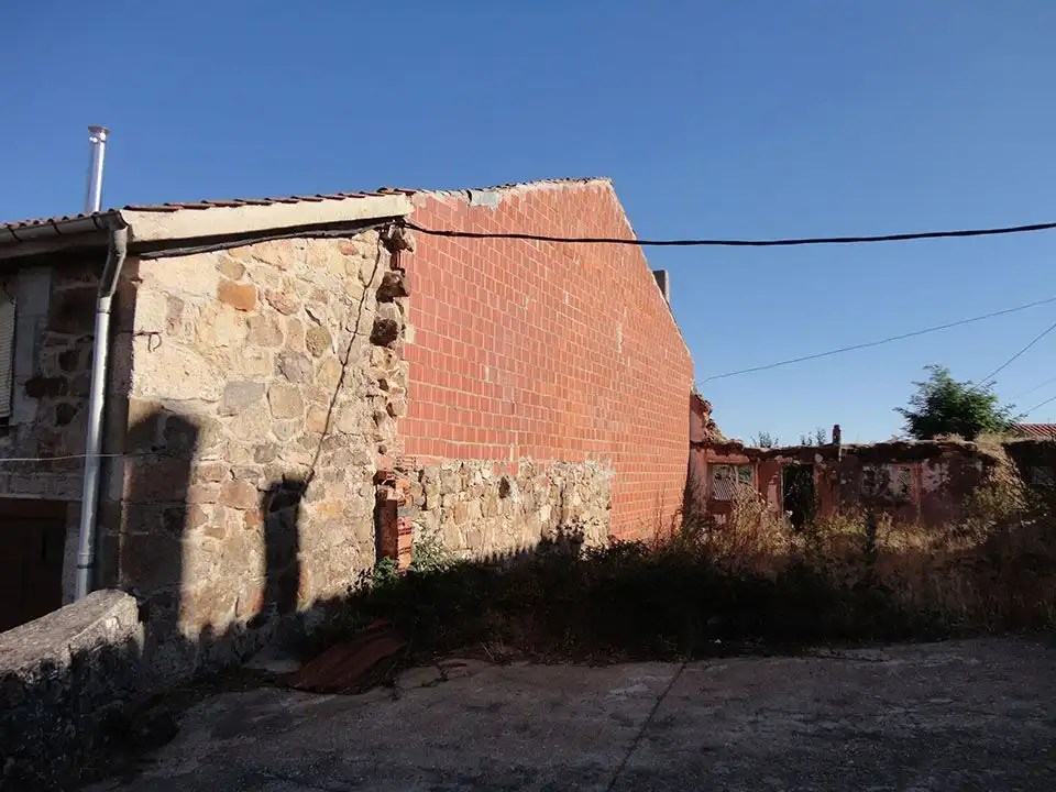 Exterior view of Residential for sale in Rabanera del Pinar