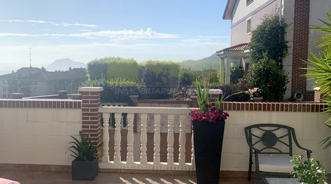 Foto 2 de Casa adosada en venda a Calle Aureliano Linares Rivas, Centro, Castro-Urdiales