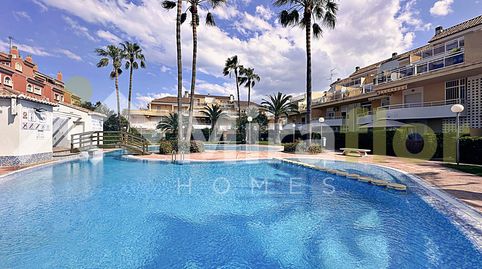 Su residencia de lujo con piscina y jardín: apartamento en primera planta con terraza privada., imatge 3