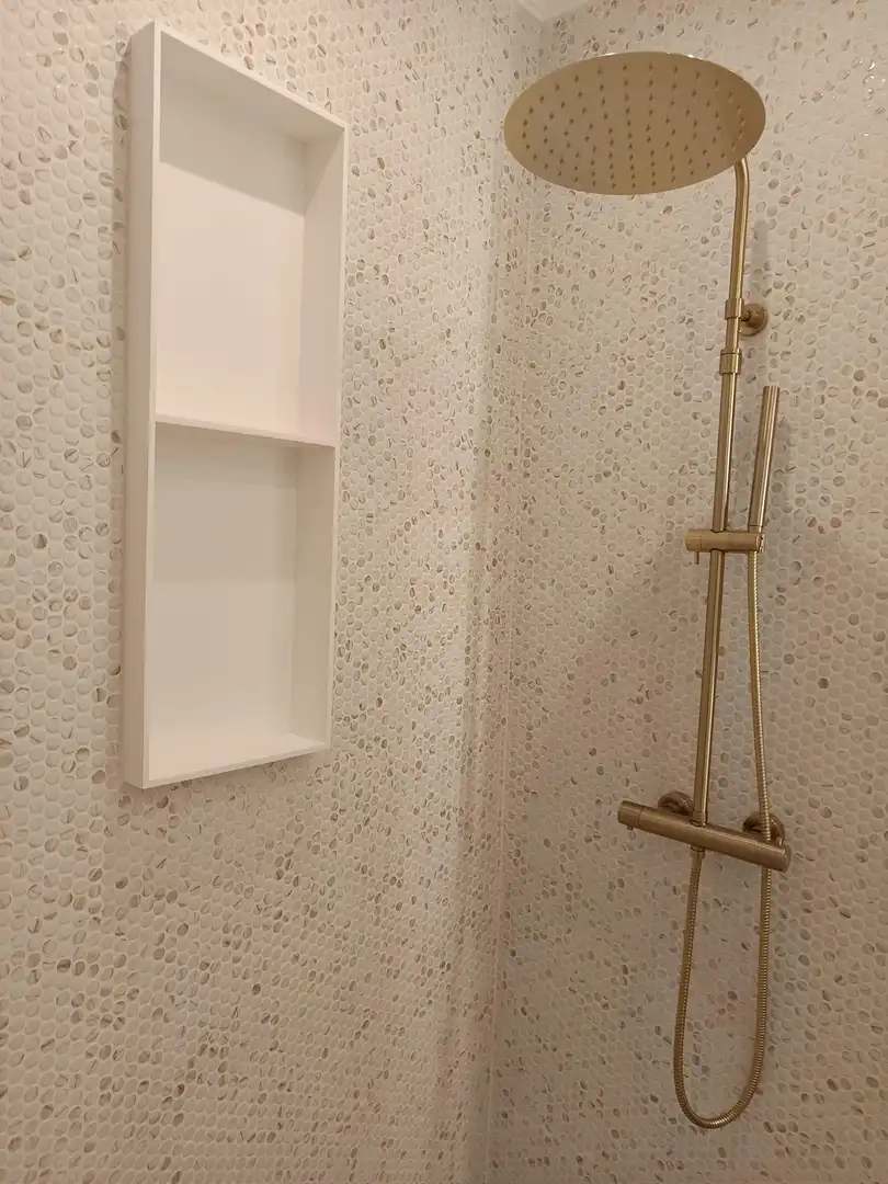 Badezimmer von Maisonette zum Verkauf in Calpe / Calp mit Klimaanlage, Waschmaschine und Balkon