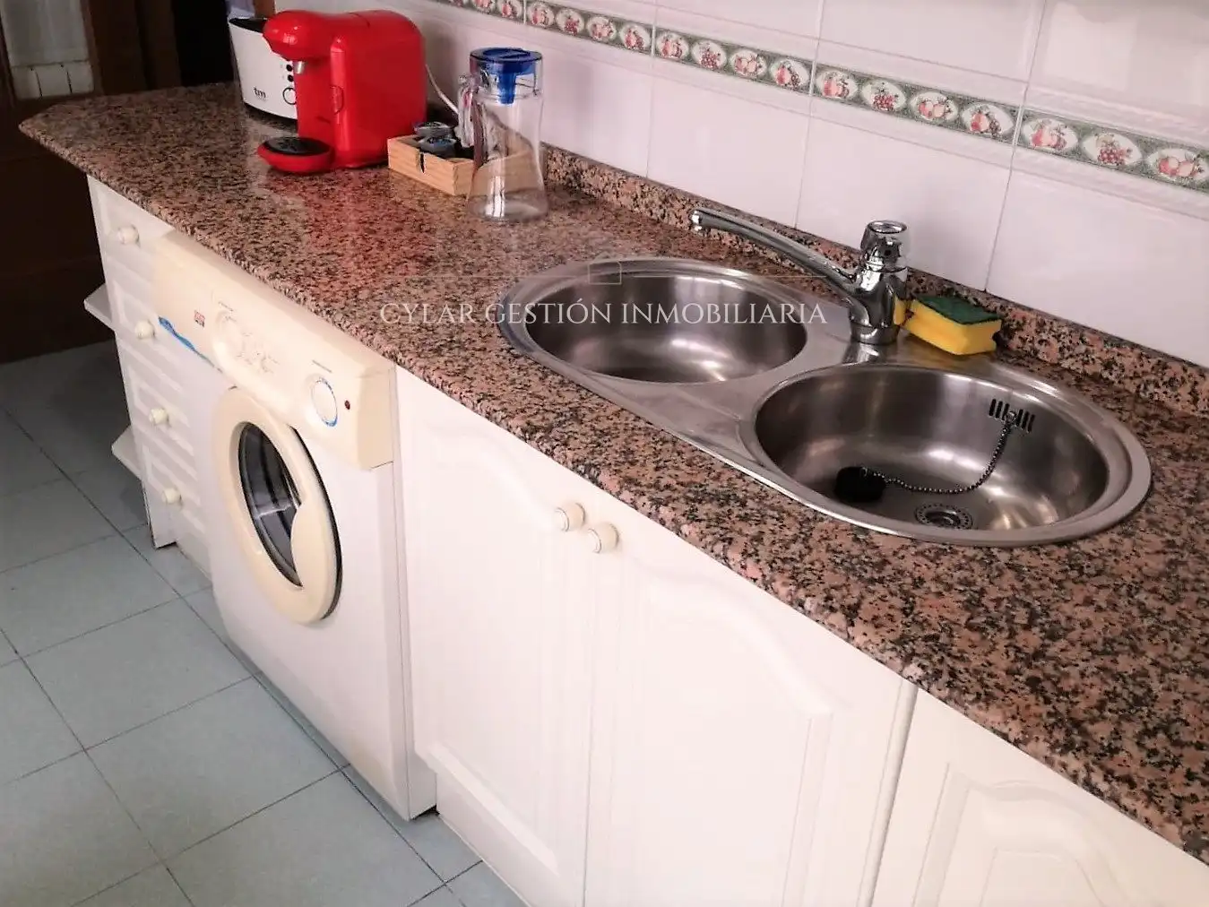 Kitchen of Flat for rent in Salamanca  with Heating, Parquet flooring and Furnished