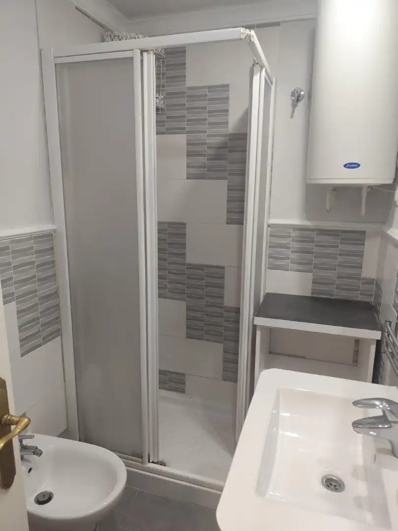 Baño de Piso en venta en Fuengirola con Terraza y Amueblado
