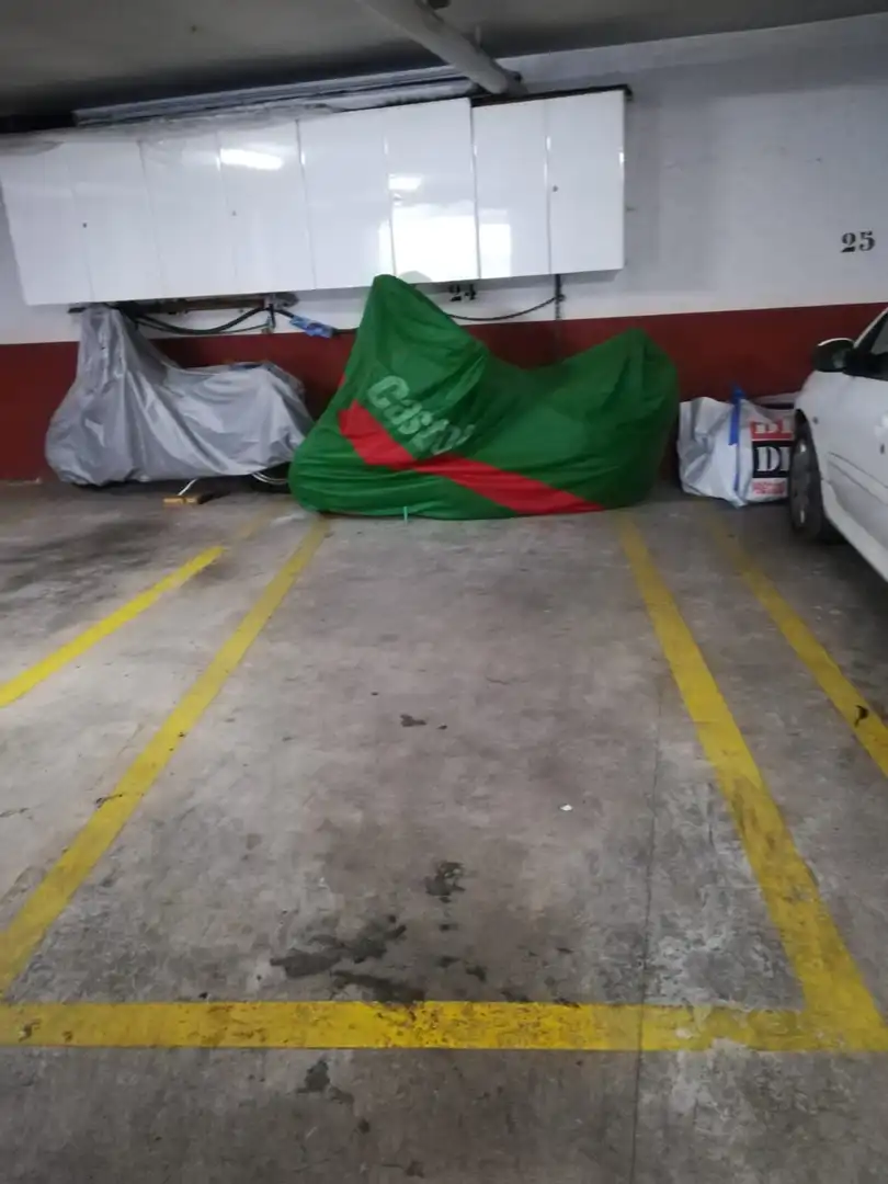 Aparcament de Garatge en venda en Castrillón