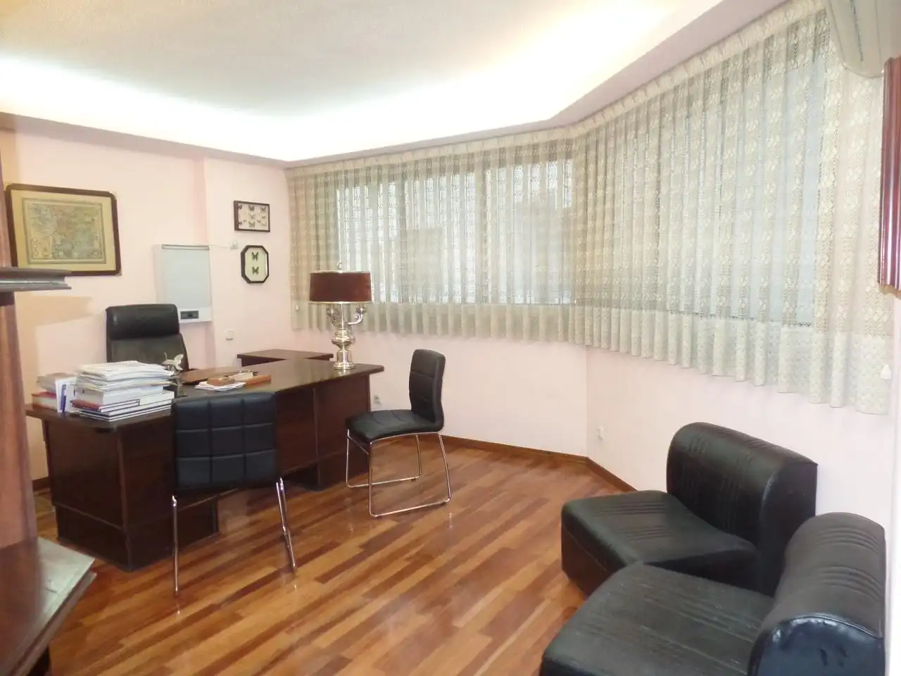 Oficina en venta en Calle Gran Via De San Marcos 23 4º E 24001 Leon, Centro Ciudad