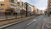 Vista exterior de Pis en venda en  Granada Capital amb Balcó