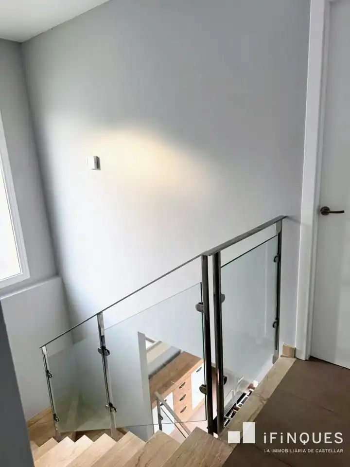 Casa o xalet en venda en Rubí amb Terrassa, Piscina i Internet