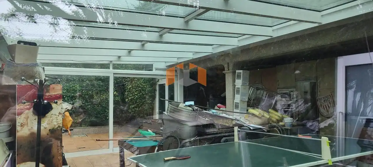 Terraza de Casa o chalet en venta en Nigrán con Calefacción, Jardín privado y Parquet