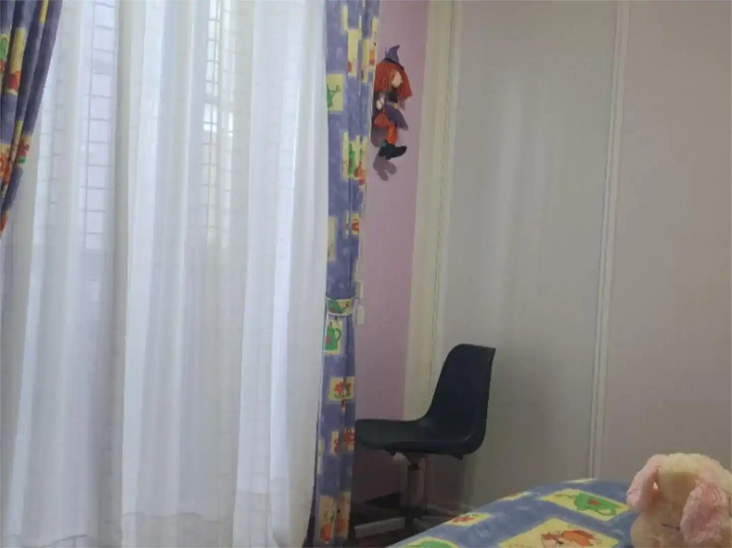 Dormitori de Pis per a compartir en Valdemoro amb Aire condicionat, Jardí privat i Parquet