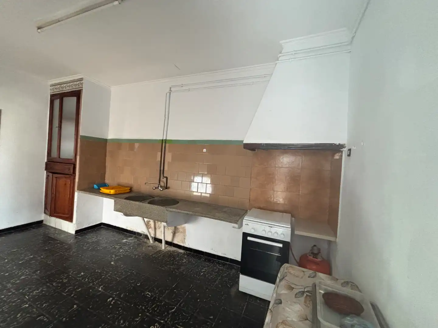 Cuina de Casa o xalet en venda en Llaurí amb Aire condicionat, Jardí privat i Terrassa