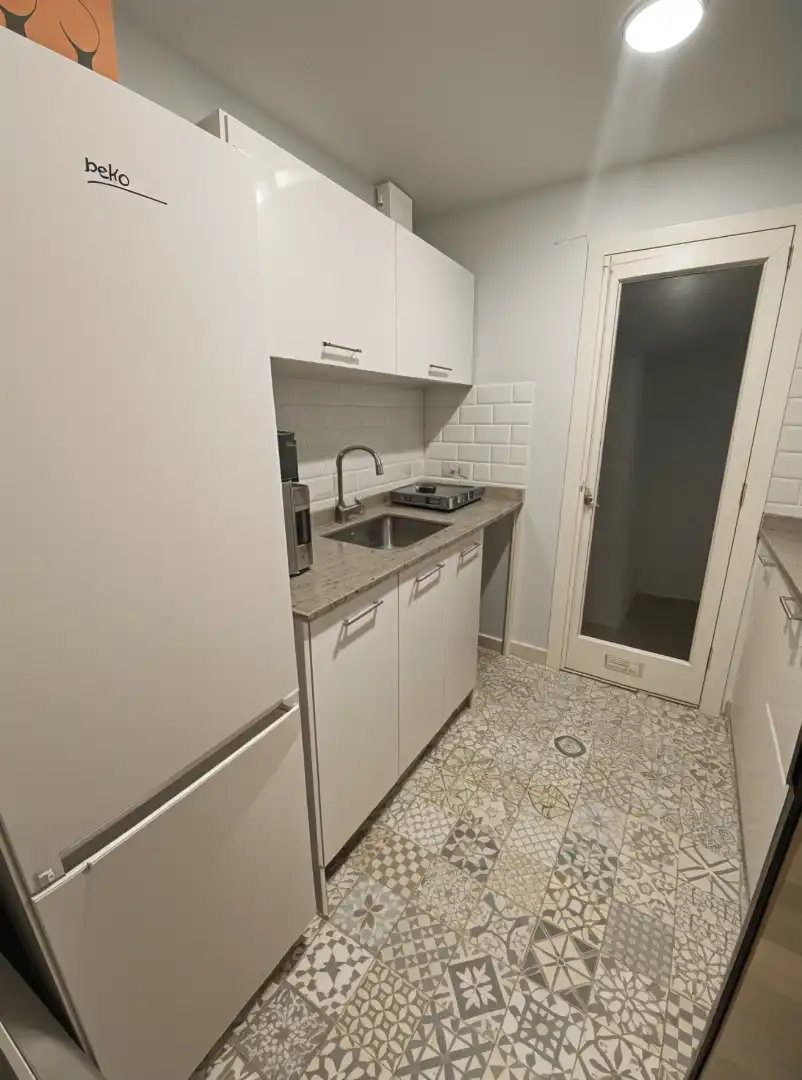 Cocina de Piso en venta en Barcelona con Balcón y Internet