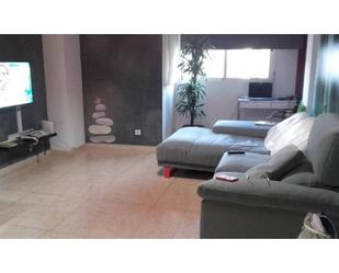 Living room of Flat for sale in Castellón de la Plana / Castelló de la Plana  with Terrace, Furnished and Balcony