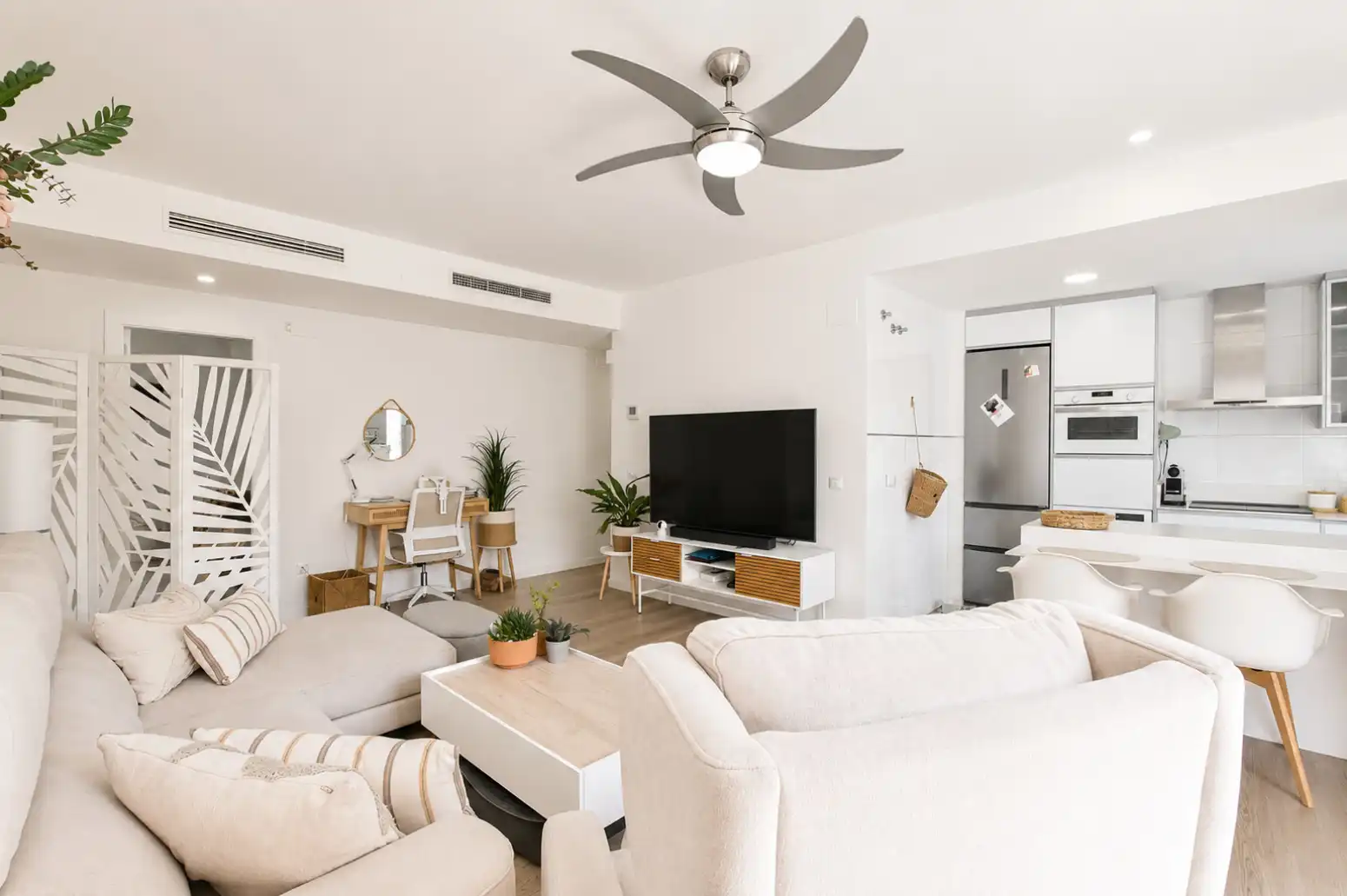Living room of Flat for sale in Rafelbuñol / Rafelbunyol  with Heating, Furnished and Balcony