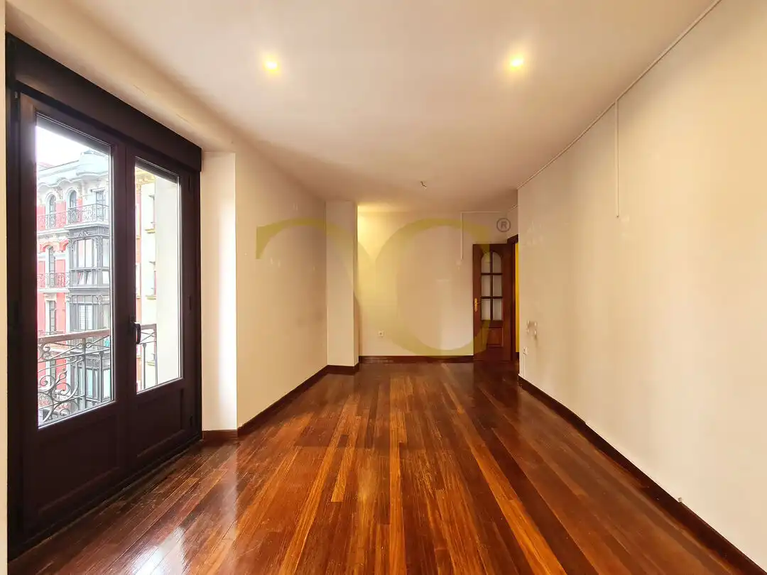 Flat for sale in Gijón   with Heating